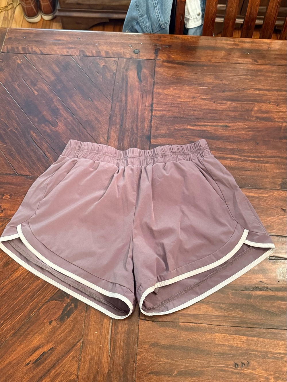 Women's Athletic Shorts in Mauve with Contrast Trim